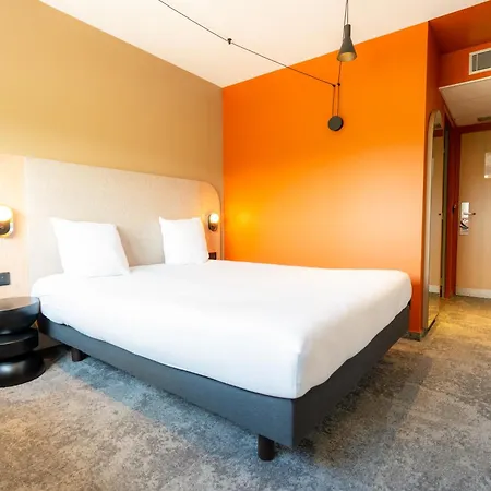 Hotel Akena Reims Bezannes Exterior photo