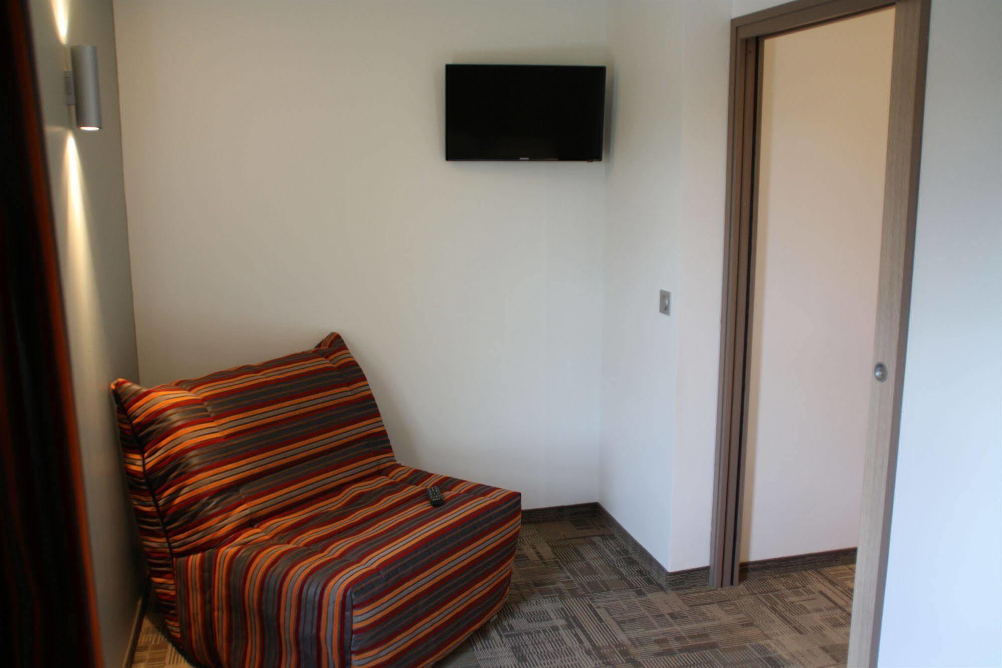 Akena Reims Hotel